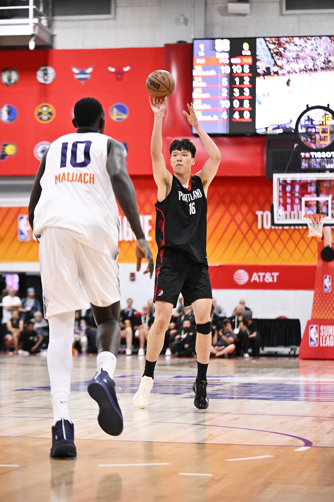 杨瀚森夏联对位马卢阿奇:数据不差,但对抗成疑