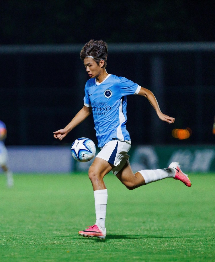 深圳新鹏城U20主场2-1逆转陕西联合U20 冯禹豪程鑫建功