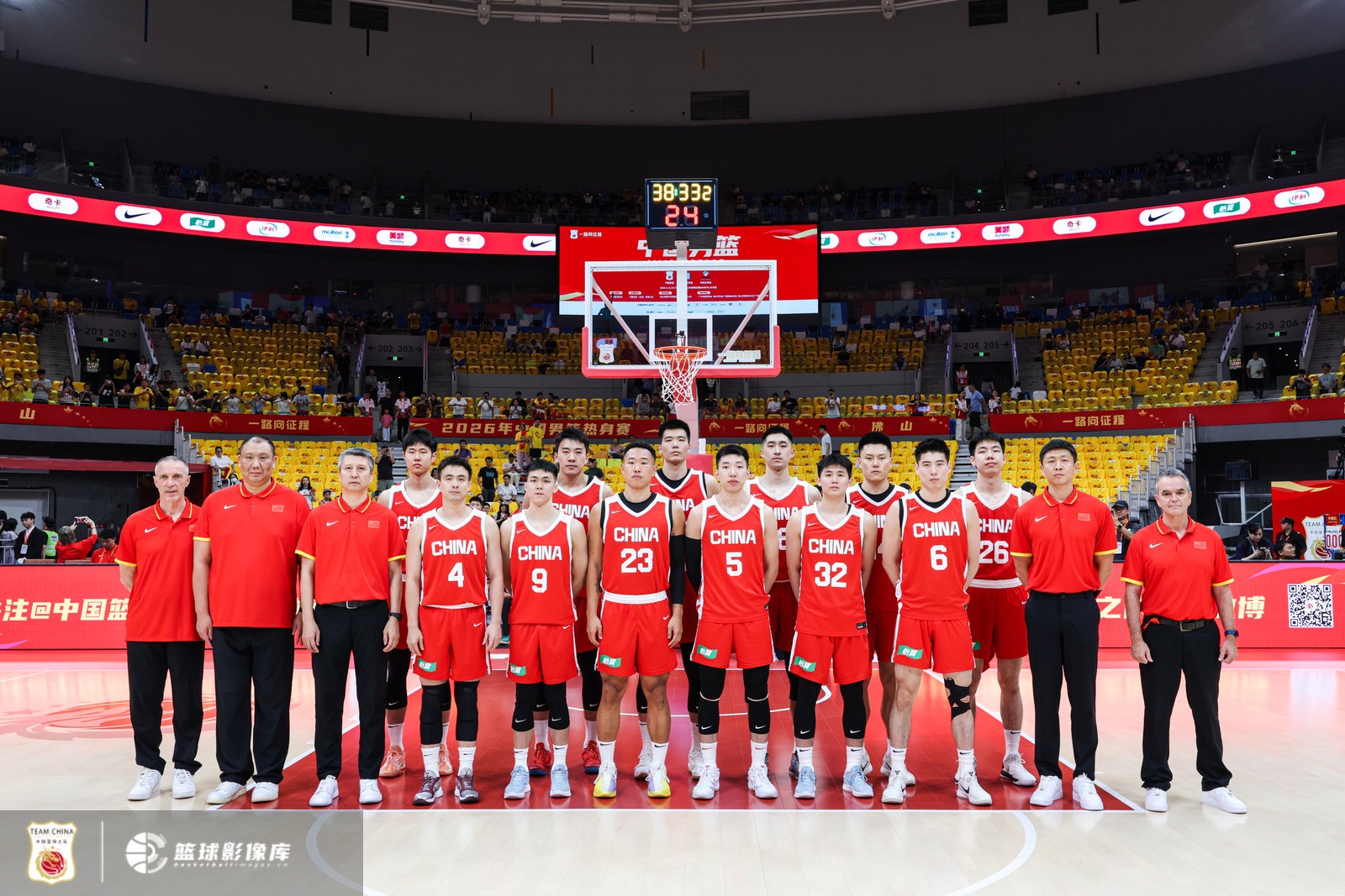 外线失准篮板失卡 中国男篮首节落后新西兰 外线失准篮板失卡 中国男篮首节落后新西兰