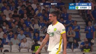 侯森8次扑救零封 国安客场3-0击溃申花取四连胜 侯森8次扑救零封 国安客场3-0击溃申花取四连胜