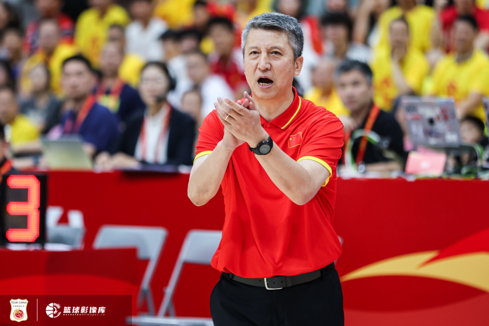 媒体人:中国男篮可以缓一口气了 第二阶段六场全胜也不是不可能